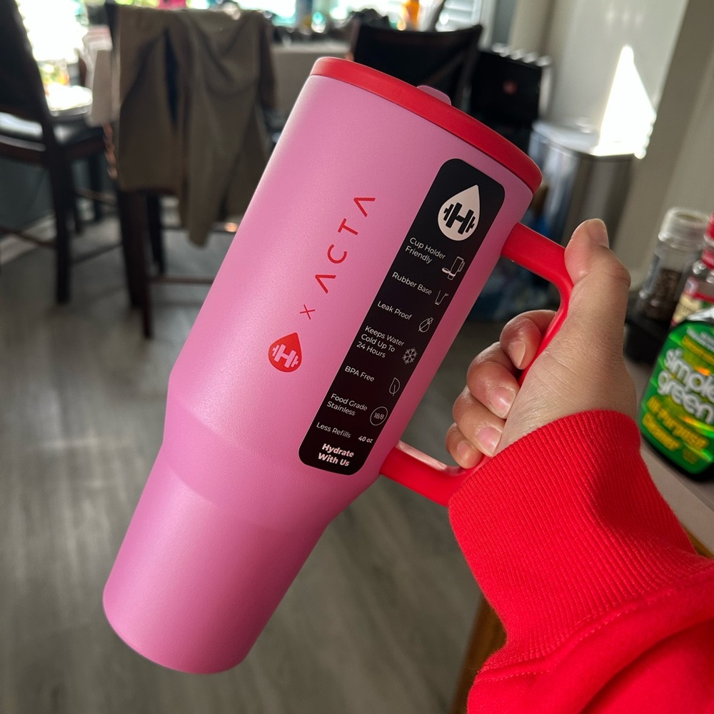 ACTA x Hydrojug Traveler